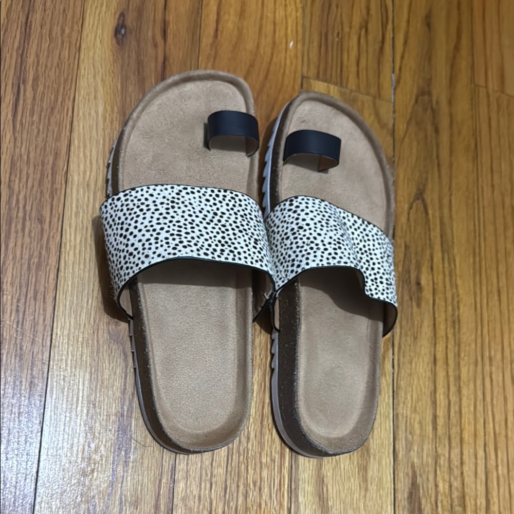 Stylish Black and White Women's Sandals